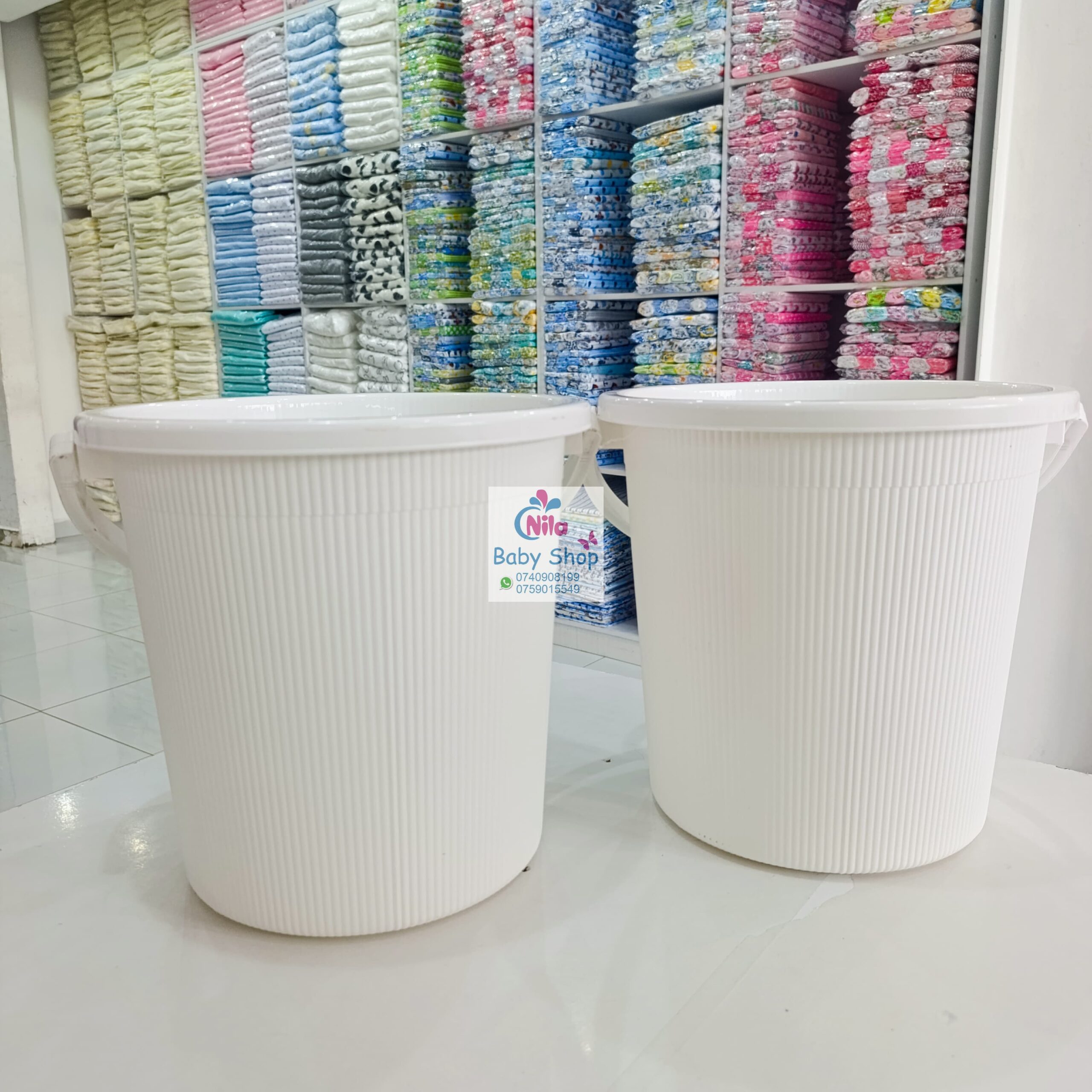 Kenpoly Frosty Bucket with Lid - 20L Durable Plastic Storage & Baby Care Bucket with Handle (Multipurpose) - Image 4