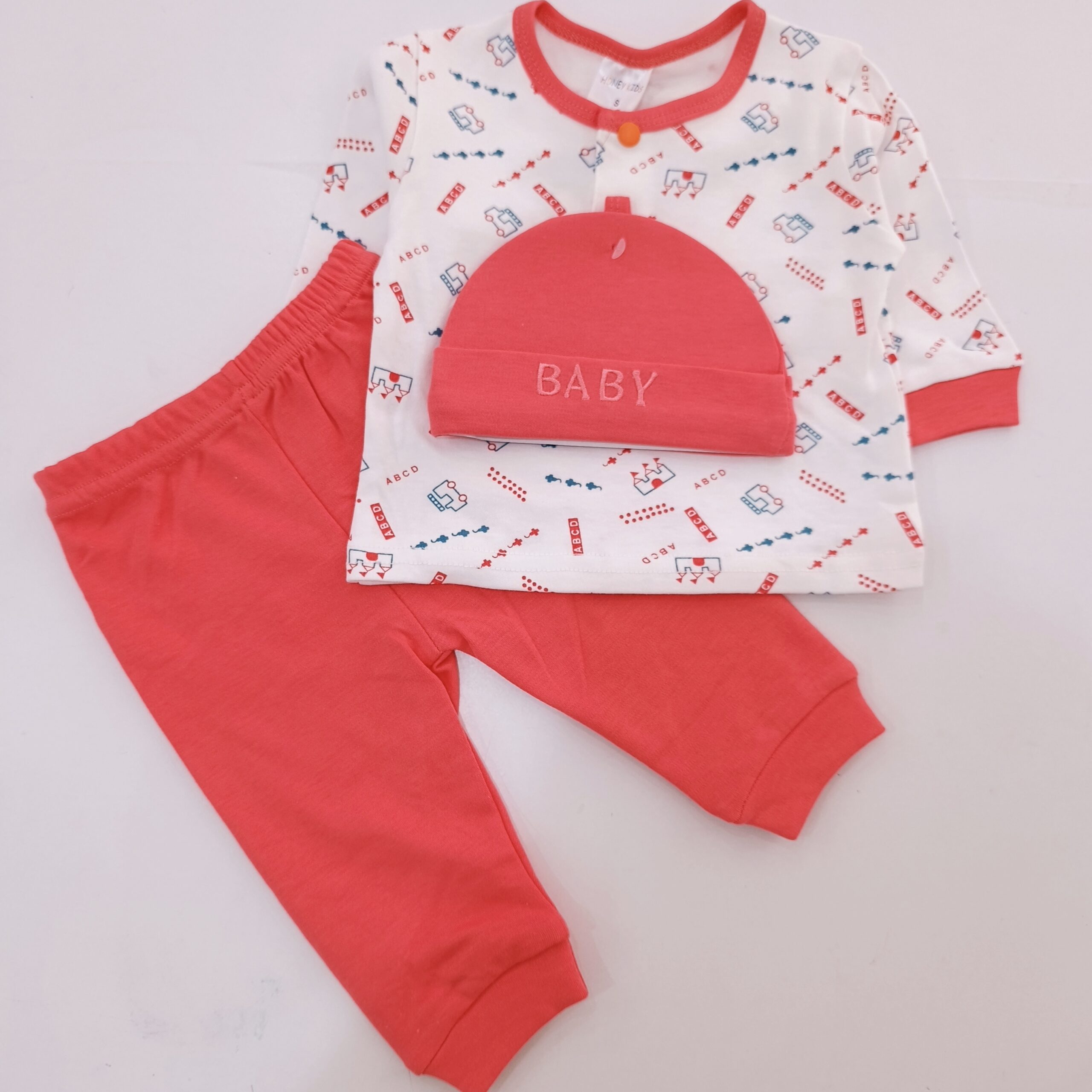 Baby 3-Piece Outfit Set with Matching Hat - Printed Top, Pants & Hat - Image 2