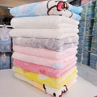 Soft & Cozy Baby Blanket - Lightweight, Warm & Gentle for Newborns